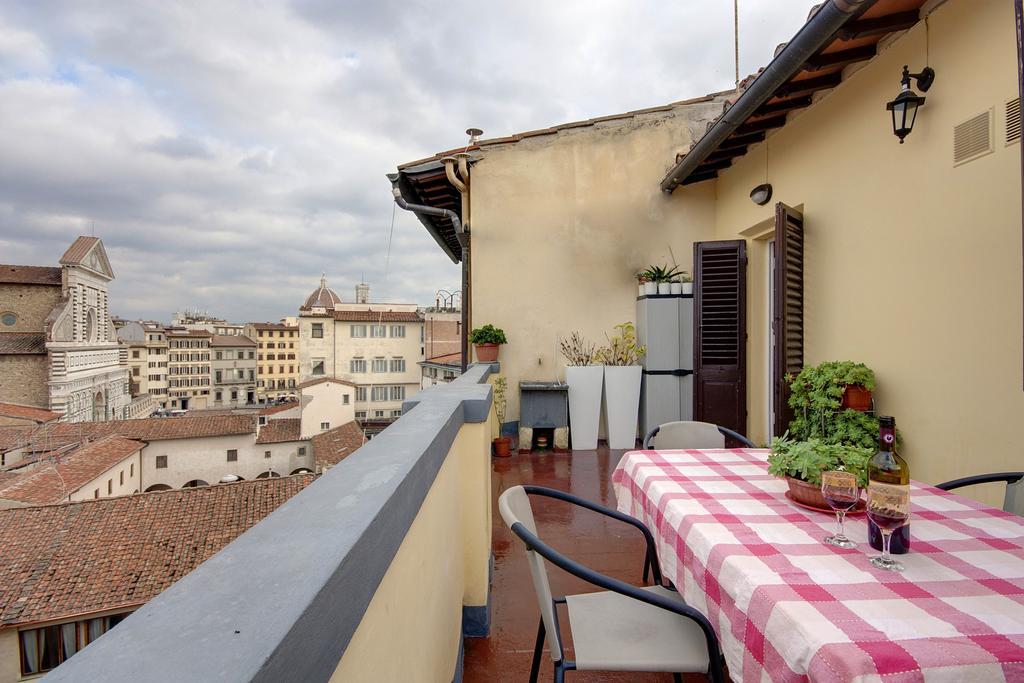 Residenza Castillo ฟลอเรนซ์ ภายนอก รูปภาพ