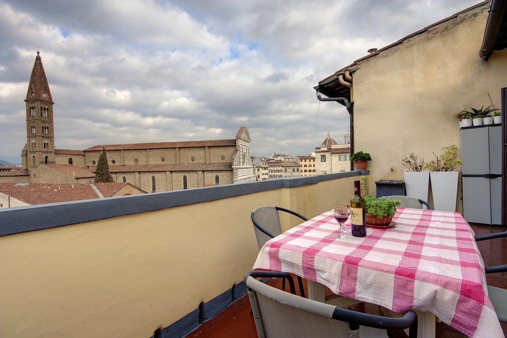 Residenza Castillo ฟลอเรนซ์ ภายนอก รูปภาพ